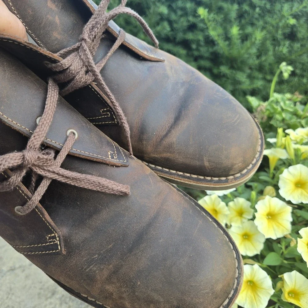 Clarks Desert Boot Brown Leather Chukka Boots Men's Size 10 M Lace Up Casual